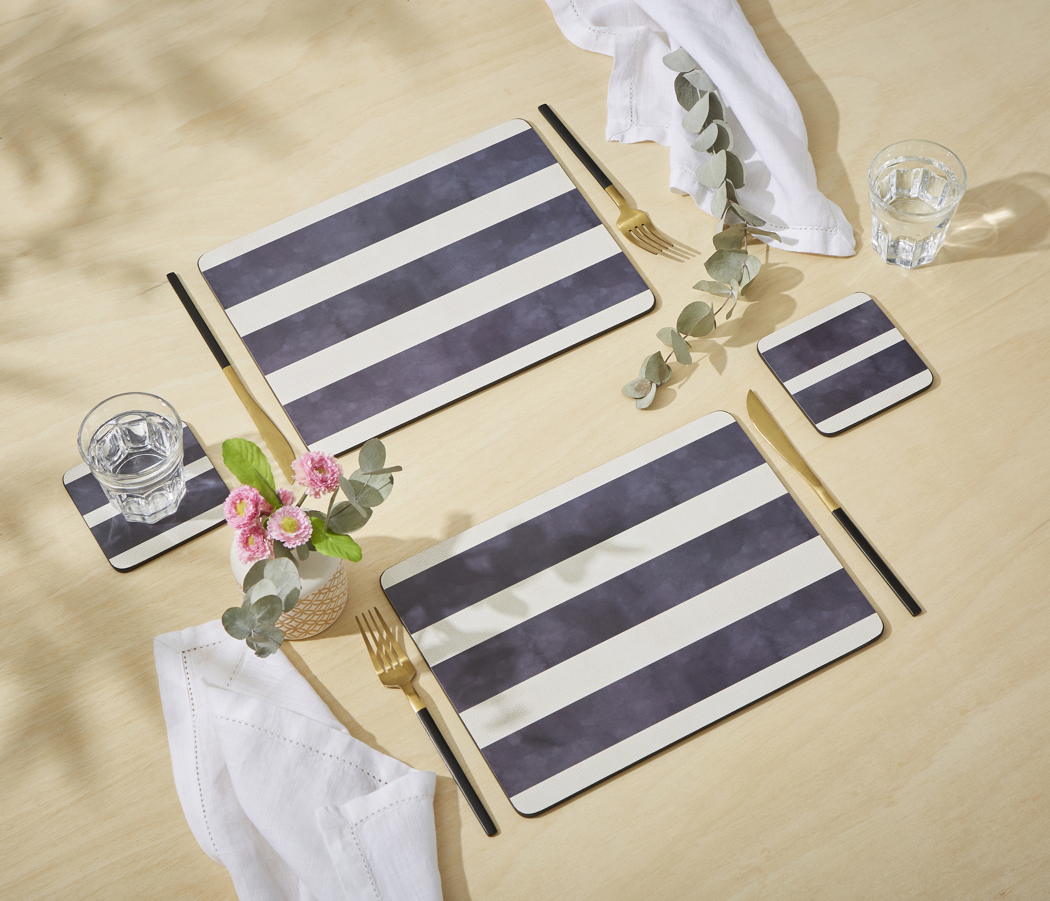 Mono Stripe Set of 4 Large Placemats image number null